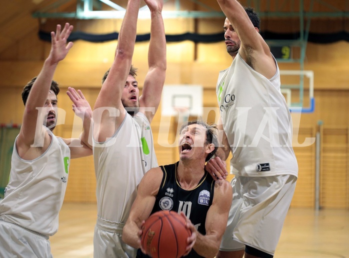 17.10.2021 Basketball 2. Liga 2021/22 Grunddurchgang 2.Runde Flames vs Wörthersee Piraten