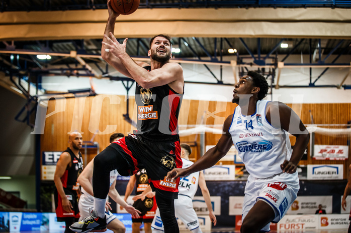 Basketball, bet-at-home Basketball Superliga 2021/22, Platzierungsrunde Spiel 10, Oberwart Gunners, BC GGMT Vienna, Jozo Rados (3)