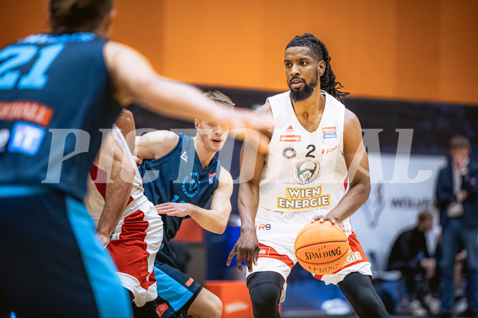 Basketball, Win2Day Superliga 2022/23, Grunddurchgang 6.Runde, Vienna D.C. Timberwolves, BC GGMT Vienna, Carlos Novas Mateo (2)