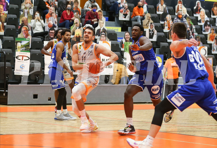 Basketball Superliga 2021/22, 7. Plazierungsrunde Klosterneuburg Dukes vs. Oberwart Gunners


