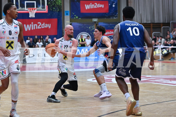 Basketball Superliga 2024/25, Playoff, Viertelfinale Spiel 3, Flyers Wels vs BBC Nord Dragonz,
