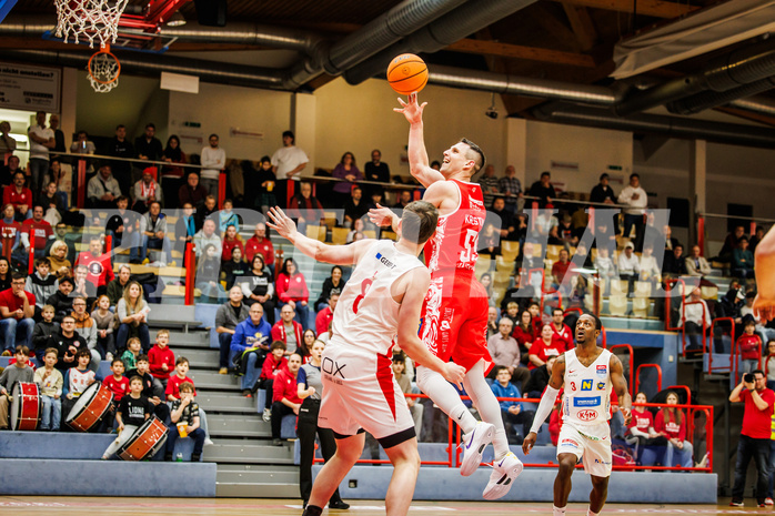 Basketball, win2day Basketball Superliga 2024/25, Grunddurchgang 17.Runde, SKN St. Pölten, Traiskirchen Lions, Denis Krestinin (55)