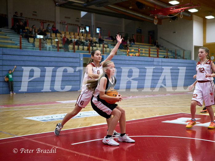 Basketball Superliga 2024/25, SLWU14 Traiskirchen Lionesses vs. DBK Steyrer Witches


