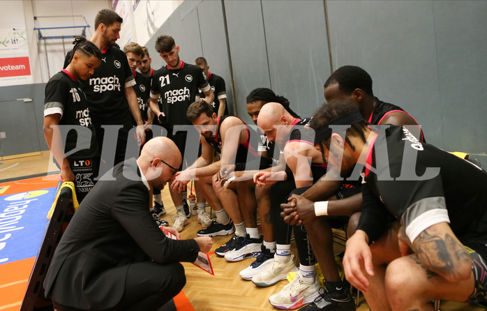 Basketball Superliga 2021/22, 3.Qualifikationsrunde Klosterneuburg Dukes vs. Flyers Wels