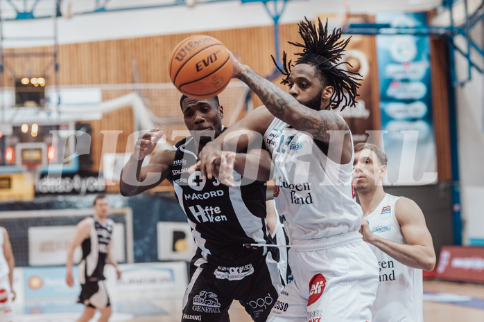 Basketball, Basketball Superliga 2023/24 , Qualifikationsrunde 10, Oberwart Gunners, Kapfenberg Bulls, Reudale Shamaar Williams (3), Kris Monroe (13)