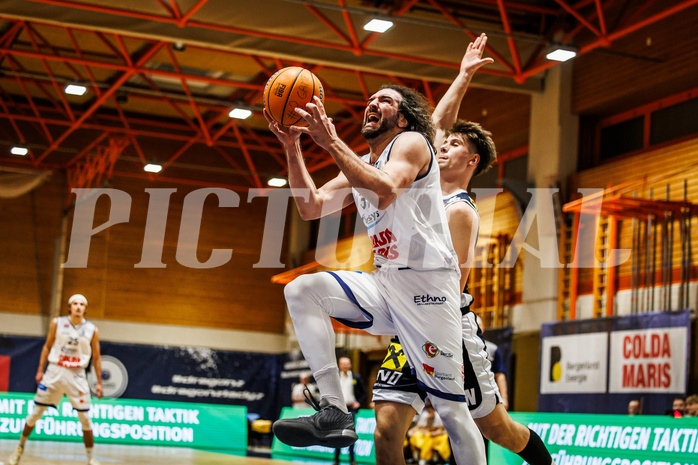 Basketball, win2day Basketball Superliga 2024/25, Grunddurchgang Runde 18, BBC Nord Dragonz, Gmunden Swans, Sead Hadzifejzovic (32)