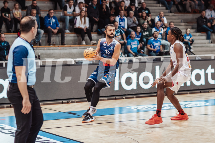 Basketball, Basketball Austria Cup 2023/24, VF Spiel 7, Oberwart Gunners, Dragonz Eisenstadt, Tino Sebalj (13), James Graham (11)