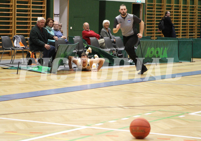 Basketball 2.Bundesliga 2021/22 Grunddurchgang 6.Runde  Fürstenfeld Panthers vsWörthersee Piraten