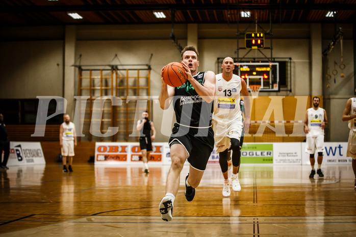Basketball, Basketball Zweite Liga 2021/22, Grunddurchgang 1. Runde, Mattersburg Rocks, Deutsch Wagram Alligators, Branislav Balvan (14) Basketball, Basketball Zweite Liga 2021/22, Grunddurchgang 1. Runde, Mattersburg Rocks, Deutsch Wagram Alligators, Branislav Balvan (14)
