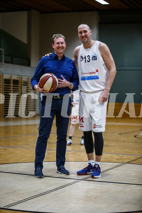 Basketball, Basketball Zweite Liga, Grunddurchgang 10.Runde, Mattersburg Rocks, Raiders Tirol, Corey HALLETT (13)