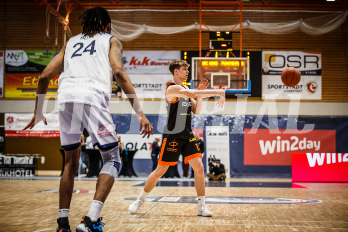 Basketball, win2day Basketball Superliga 2022/23, 10. Qualifikationsrunde, BBC Nord Dragonz, Fürstenfeld Panthers, Fynn Schott (13) Basketball, win2day Basketball Superliga 2022/23, 10. Qualifikationsrunde, BBC Nord Dragonz, Fürstenfeld Panthers, Fynn Schott (13)