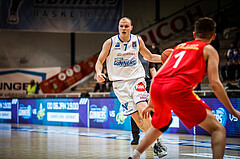 Basketball, bet-at-home Basketball Superliga 2021/22, Grunddurchgang Runde 10, Oberwart Gunners, Traiskirchen Lions, Sebastian Käferle (7)