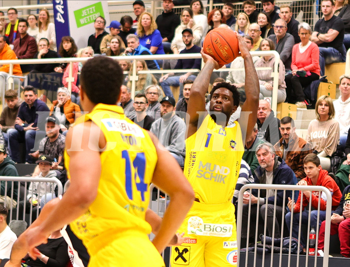 Basketball Superliga 2022/23, 8.Plazierungsrunde SKN St.Pölten vs. Gmunden Swans