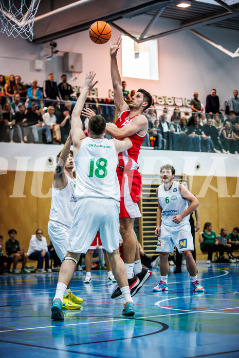 Basketball, Basketball Zweite Liga 2024/25, Grunddurchgang 1.Runde, Deutsch Wagram Alligators, Upper Austrian Ballers, Luka Kujundzic (18)