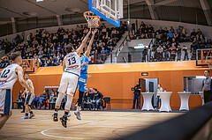 Basketball, Win2Day Superliga 2022/23, Grunddurchgang 22.Runde, Vienna Timberwolves, SKN St. Pölten Basketball, Akkan Atasoy (23), Luka Damjanac (13)