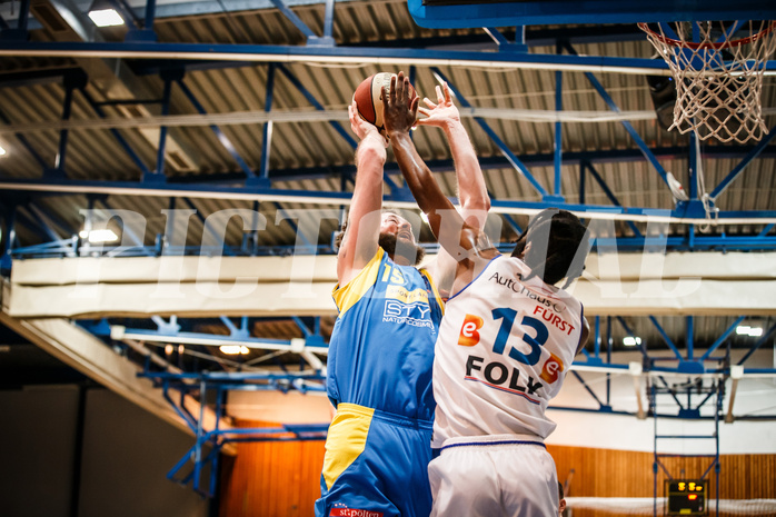 Basketball, bet-at-home Basketball Superliga 2020/21, Viertelfinale Spiel 1, Oberwart Gunners, SKN St. Pölten, Logan Schilder (15)
