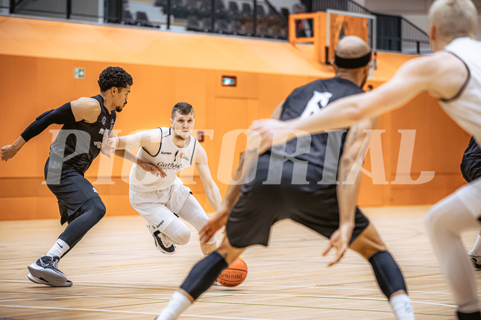Basketball, Basketball Zweite Liga 2022/23, Grunddurchgang 16.Runde, Basket Flames, Wörthersee Piraten, Jernej Andolsek Heine (1)