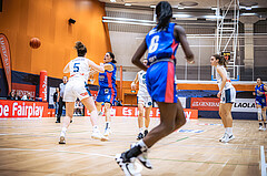 Basketball, Win2Day Basketball Damen Superliga 2022/23, Grunddurchgang 11.Runde, Vienna Timberwolves, UBSC-DBBC Graz, Simona Kuzma (4)