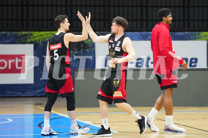 Basketball Superliga 2021/22, 4. Platzierungsrunde,UBSC Graz vs. BC Vienna


