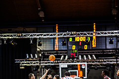 Basketball, Win2Day Superliga 2024/25, Grunddurchgang 17.Runde, BC Vienna, Flyers Wels, Craig Osaikhwuwuomwan (33), Marko Goranovic (15)