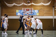 Basketball, 2.Bundesliga, PD Spiel 5, BBC Nord Dragonz, BBU Salzburg, Jumpball