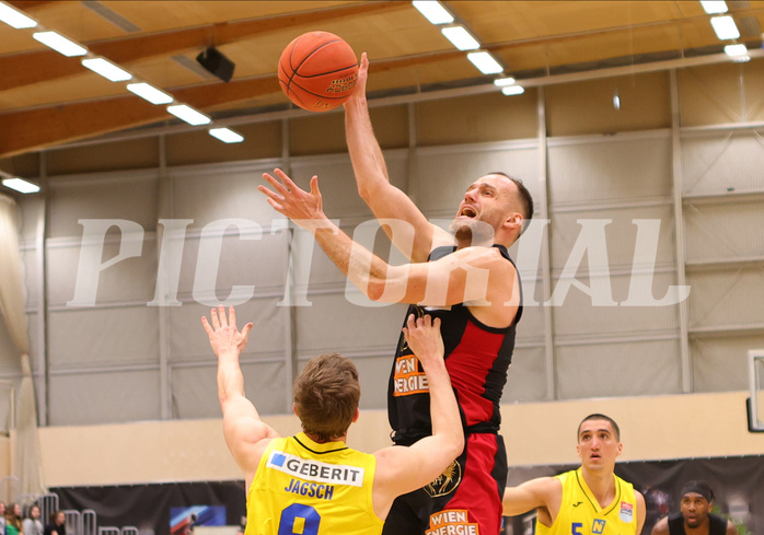 Basketball Superliga 2022/23, 5. Plazierungsrunde SKN St.Pölten vs. BC Vienna


