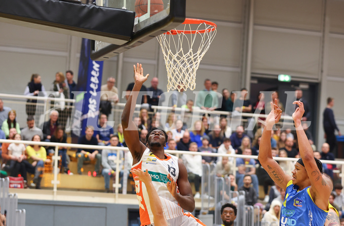 Basketball Superliga 2022/23, Grunddurchgang 8.Runde SKN St.Pölten vs. Klosterneuburg Dukes


