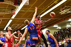 Basketball Superliga 2019/20, Grunddurchgang 8.Runde Flyers Wels vs. Kapfenberg, Benjamin Blazevic (12), Zachary Braxton (13), Derek Jackson (6)

