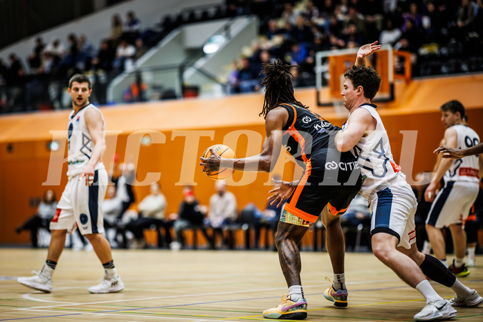 Basketball, Win2Day Superliga 2023/24, Grunddurchgang 19.Runde, Vienna Timberwolves, Fürstenfeld Panthers, Joe Hampton (9), Philipp D'Angelo (9)