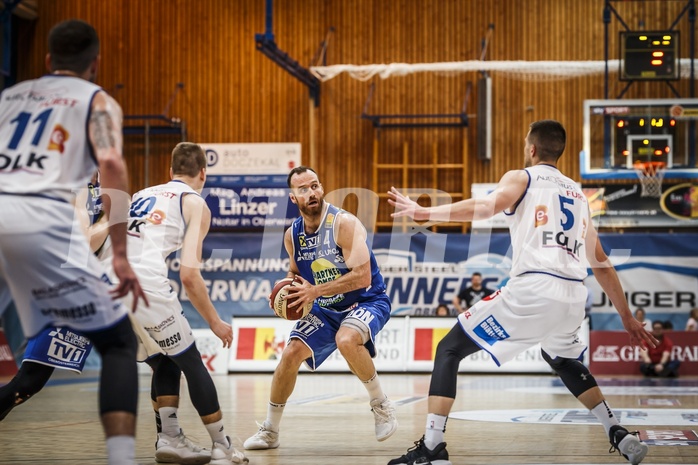 Basketball, ABL 2018/19, Playoff HF Spiel 2, Oberwart Gunners, Gmunden Swans, Enis Murati (4) Basketball, ABL 2018/19, Playoff HF Spiel 2, Oberwart Gunners, Gmunden Swans, Enis Murati (4)
