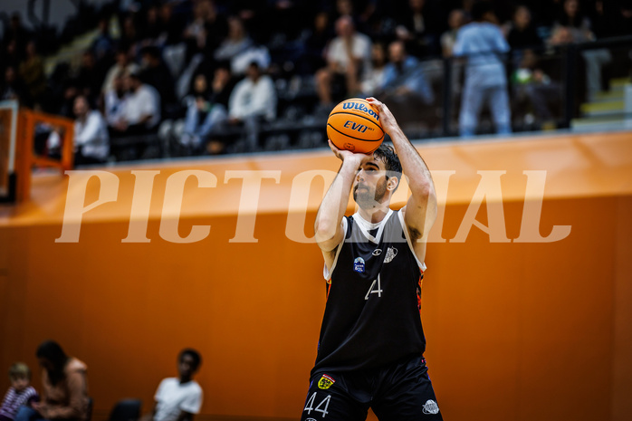 Basketball, Basketball Zweite Liga 2024/25, Grunddurchgang 3.Runde, Vienna Timberwolves, Vienna United, Alejandro Barbera Zapero (44)