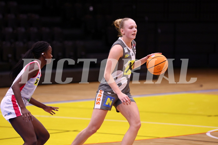 01.12.2024, Graz, Raiffeisen Sportpark, Basketball Damen Superliga 2024/25, Grunddurchgang, 8.Runde, UBSC-DBBC Graz - BK Raiffeisen Duchess ,  