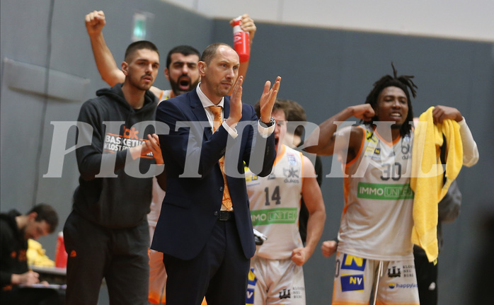 Basketball Superliga 2021/22, Grunddurchgang 14.Runde Klosterneuburg Dukes vs. SKN St. Pölten


