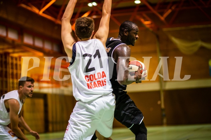 Basketball, Basketball Zweite Liga, Grunddurchgang 1.Runde, COLDA MARIS BBC Nord Dragonz, Swarco Raiders Tirol, John Franklyn Gardiner (11)