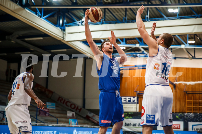 Basketball, bet-at-home Basketball Superliga 2020/21, Grunddurchgang, 11. Runde, Oberwart Gunners, Vienna D.C. Timberwolves, Nemanja Nikolic (6)