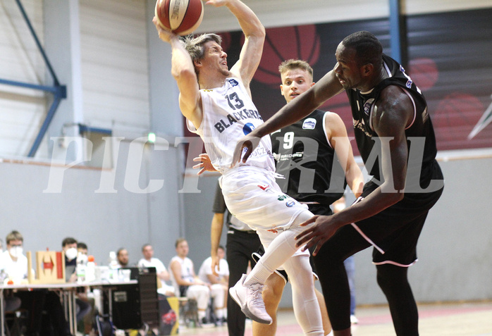 Basketball 2.Bundesliga 2020/21  Halbfinale Spiel 1  Jennersdorf Blackbirds vs RAIDERS Tirol