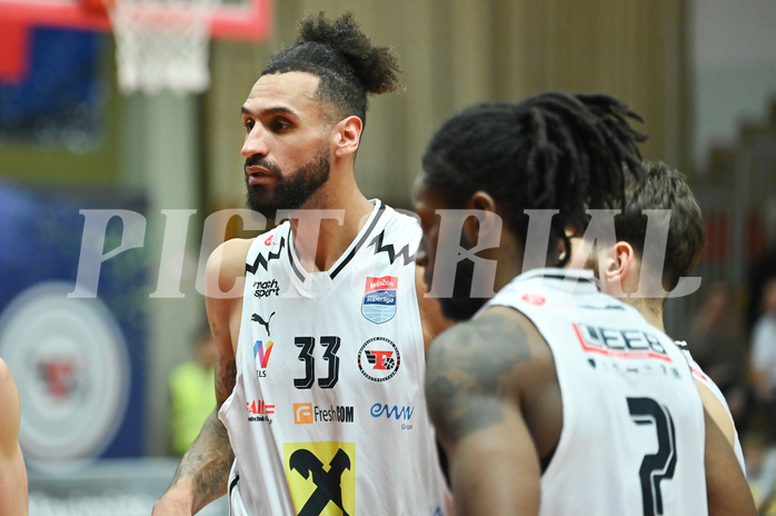 Basketball, Superliga 2024/25, Grunddurchgang 17.Runde, Flyers Wels vs. BBC Nord Dragonz,
