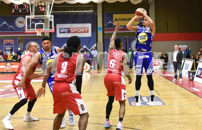 Basketball Superliga 2019/20,  1.Plazierungsrunde Flyers Wels vs. Gmunden Swans


