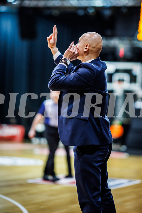 Basketball, Win2Day Superliga 2024/25, Grunddurchgang 20.Runde, BC Vienna, Kapfenberg Bulls, Klym Artamonov (Head Coach)