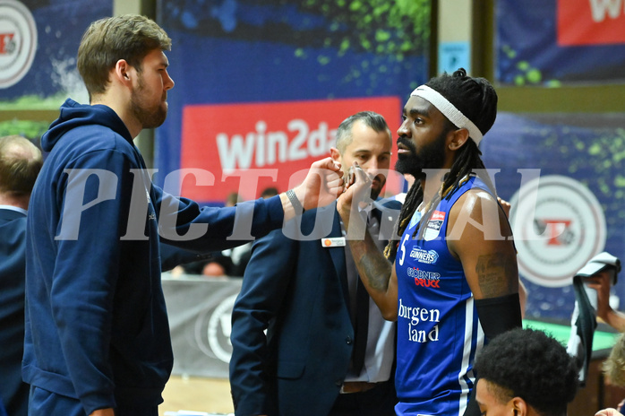 Basketball, Superliga 2024/25, Grunddurchgang 12.Runde, Flyers Wels vs. Oberwart Gunners,
