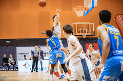 Basketball, Win2Day Superliga 2022/23, Grunddurchgang 22.Runde, Vienna Timberwolves, SKN St. Pölten Basketball, Kelvin Lewis (1), Chris Vogt (33)