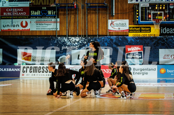 Basketball, Basketball Austria Cup 2022/23, Damen Finale, UBI Graz, BK Raiffeisen Duchess, #Westside Dancers