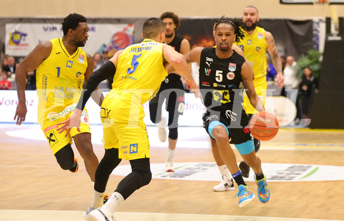 Basketball Superliga 2022/23, Playoff, Viertelfinale Spiel 2 SKN St.Pölten vs. Flyers Wels


