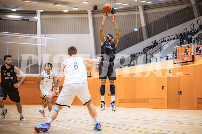 Basketball, Basketball Zweite Liga 2022/23, Grunddurchgang 16.Runde, Basket Flames, Wörthersee Piraten, Shawn L. Ray (6)