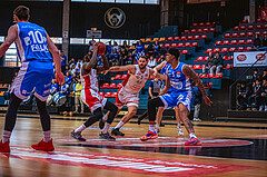 Basketball, Win2Day Superliga 2022/23, 8. Platzierungsrunde, BC Vienna, Oberwart Gunners, Jahenns Manigat (21), Jozo Rados (3)