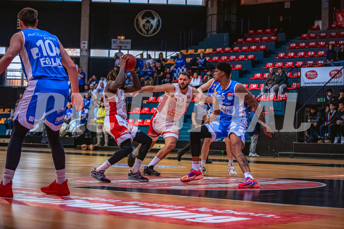Basketball, Win2Day Superliga 2022/23, 8. Platzierungsrunde, BC Vienna, Oberwart Gunners, Jahenns Manigat (21), Jozo Rados (3)