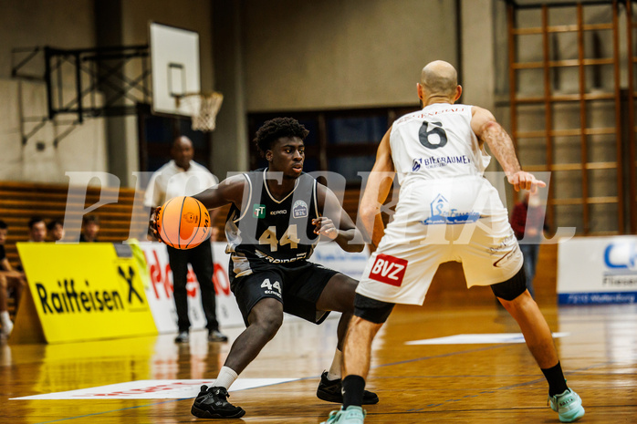 Basketball, Basketball Zweite Liga 2023/24, Grunddurchgang 6.Runde, Mattersburg Rocks, Raiders Innsbruck, D. Achampong (44)