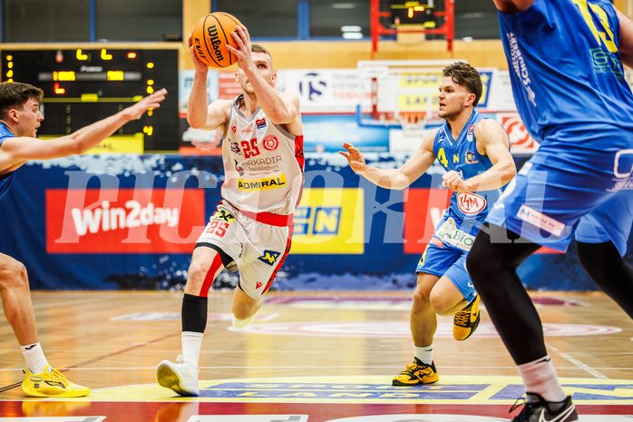 Basketball, Basketball Austria Cup 2023/24, Viertelfinale, Traiskirchen Lions, SKN St. Pölten, Edgars Lasenbergs (25)