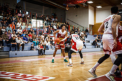 Basketball, win2day Basketball Superliga 2022/23, Grunddurchgang 1.Runde, Traiskirchen Lions, BC GGMT Vienna, Evan Taylor (10)