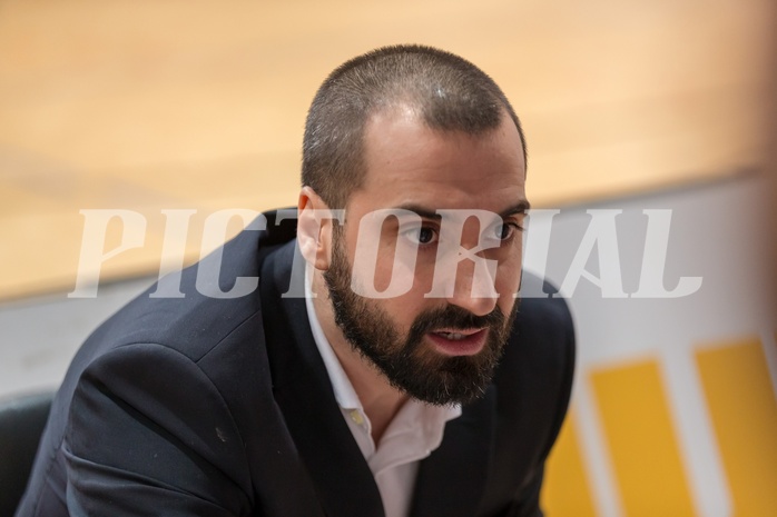 Basketball, ABL 2017/18, Grunddurchgang 20.Runde, Oberwart Gunners, UBSC Graz, Lluis Pino Vera (Coach)